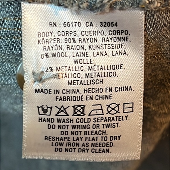 Anthropologie Akemi + Kin Women’s LS Button Down Top 10‎ Gray Gold Metallic - Picture 3 of 10